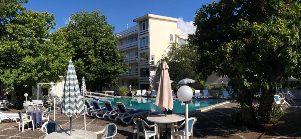 Mondial Park Hotel Fiuggi Eksteriør billede